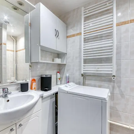 Apartment Charming Flat In Gratte-ciel Villeurbanne