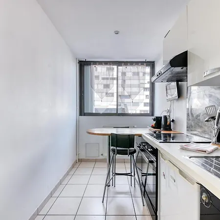Charming Flat In Gratte-ciel *